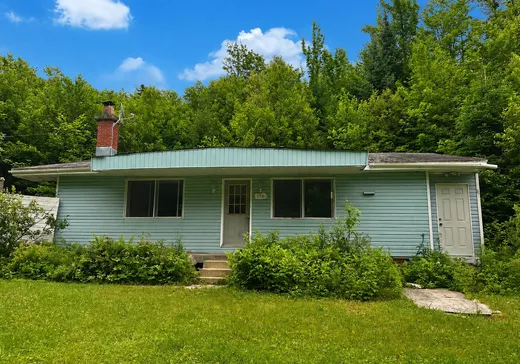 Maison à étages à vendre - 130 Rue Rochon, Saint-Calixte, J0K1Z0