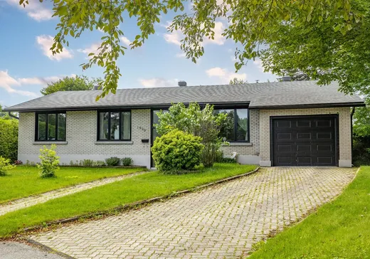 Maison à vendre - 1990 Rue de Bretagne, Sherbrooke, J1J 1R4