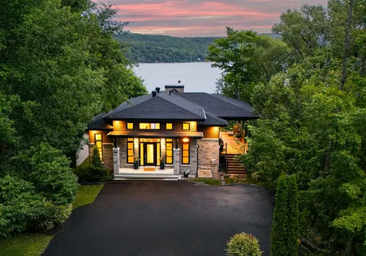 Bungalow à vendre - 239 Ch. des Chalets, Coaticook, J1A2S4