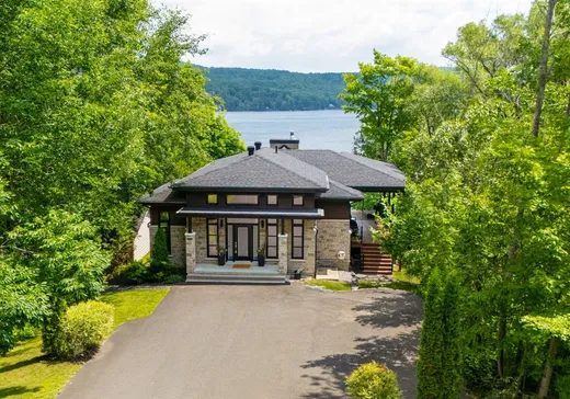 Maison à vendre - 239 Ch. des Chalets, Coaticook, J1A 2S4