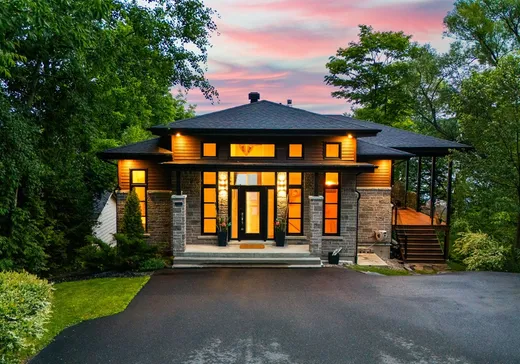 Maison à vendre - 239 Ch. des Chalets, Coaticook, J1A 2S4