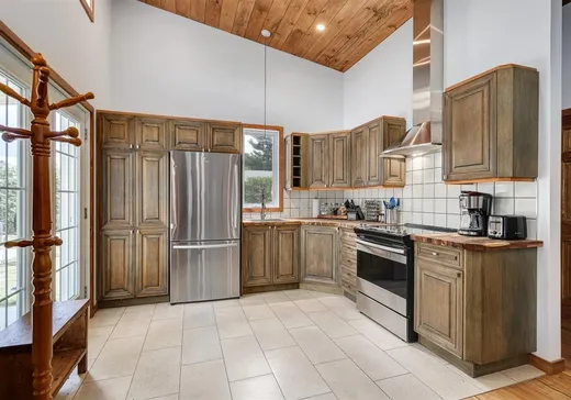 Maison à vendre - 106 Rue Évangéline, St-Alphonse-Rodriguez, J0K 1W0