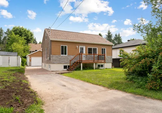 Maison à étages à vendre - 160 Rue Brunet, Saint-Calixte, J0K1Z0