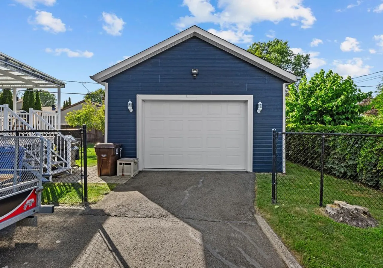 413 Rue Caron — photo 3