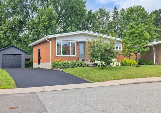 Bungalow à vendre - 58 Rue Lessard, Hull, J8Y1M7