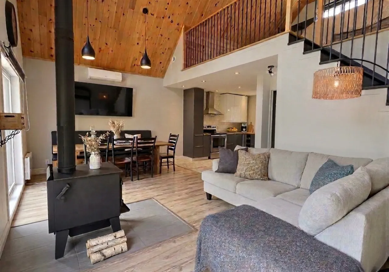 124 1re Avenue — photo 3