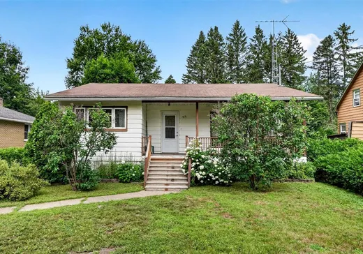 House for sale - 65 Rue des Cèdres, Oka, J0N 1E0