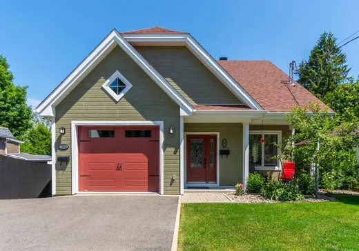 Bungalow à vendre - 95-95A Rue St-Antoine, Sainte-Agathe-des-Monts, J8C2C8