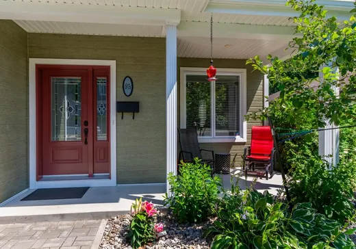 Maison à vendre - 95-95A Rue St-Antoine, Sainte-Agathe-des-Monts, J8C 2C8