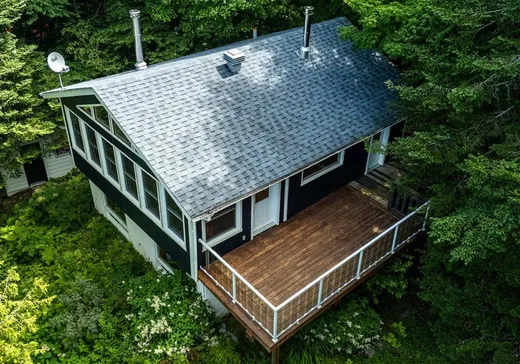 Maison à vendre - 227 Ch. des Gais-Lurons, St-Adolphe d'Howard, J0T 2B0