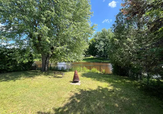 Maison à vendre - 28 Rue du Lac, St-Apollinaire, G0S 2E0