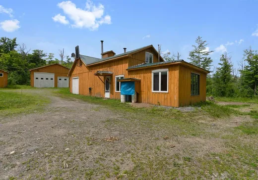 Fermette à vendre - 2300 Route 249, Repentigny, J0B2P0