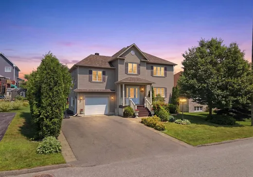 Maison à étages à vendre - 711 Rue de Charlemagne, Sherbrooke, J1N2B3