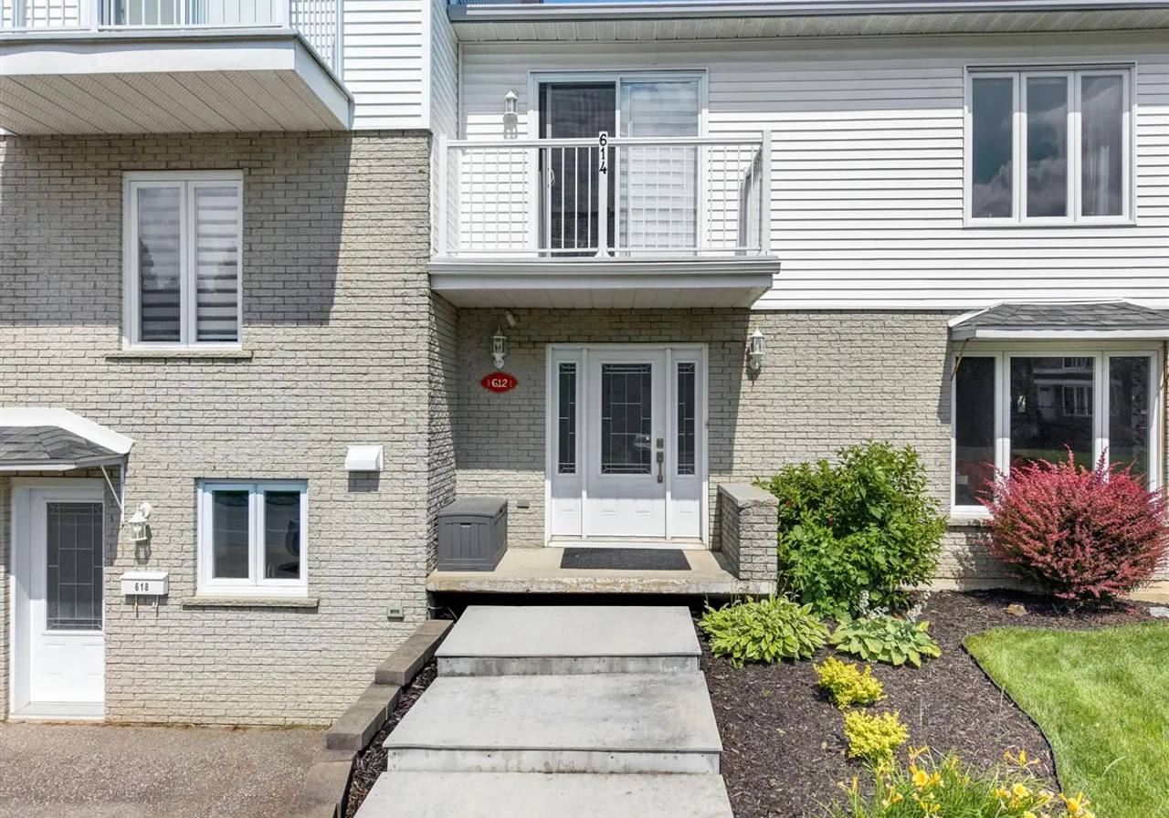 612Z-618Z Rue McCrea — photo 2