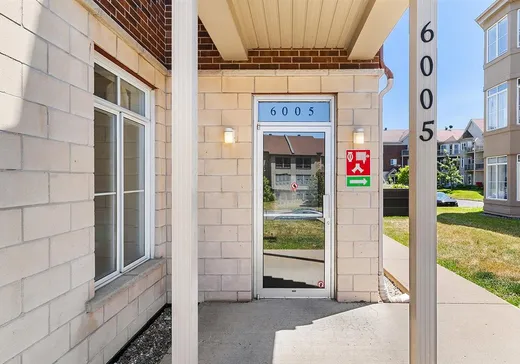 Condo à vendre - 6005 Boul. Chevrier, App. 302, Brossard, J4Z 0G4