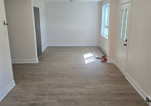 Maison à vendre - 310 Av. Starling, Laval (Auteuil), H7T 0J3