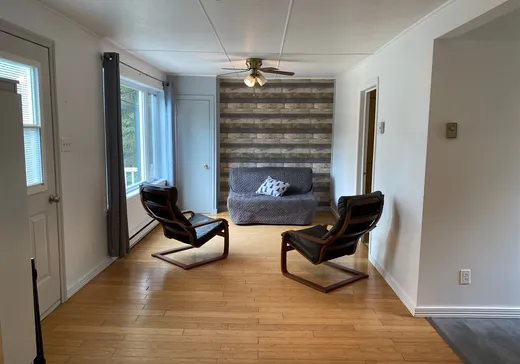 Maison à vendre - 7418-7418A Ch. du Coteau-du-Lac, Saint-Damien, J0K 2E0