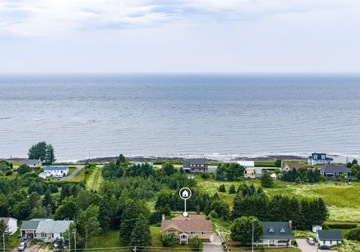 Two or more stories for sale - 362 Boul. Ste-Anne, Rimouski, G5M1J7
