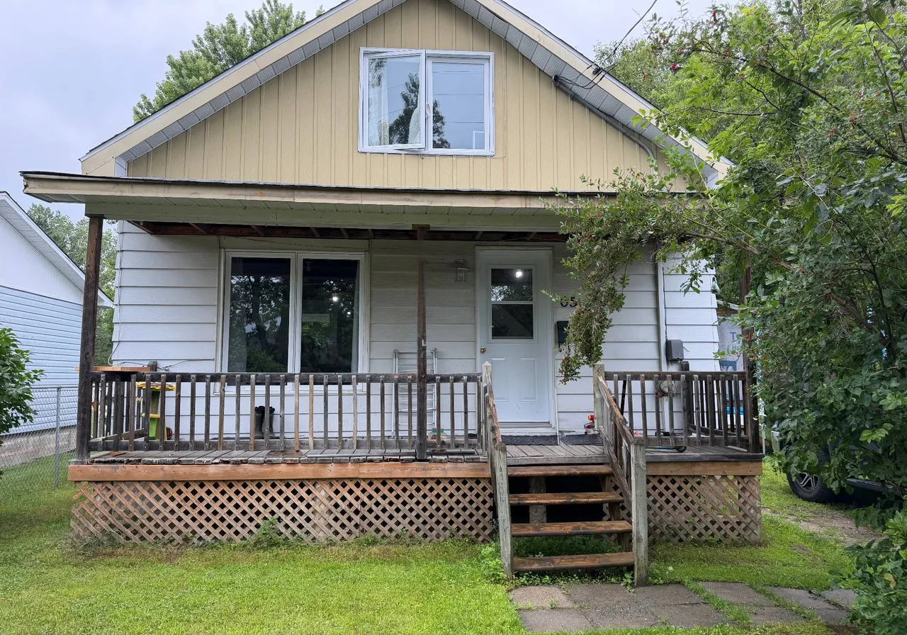 65 Rue St-Jean — photo 1