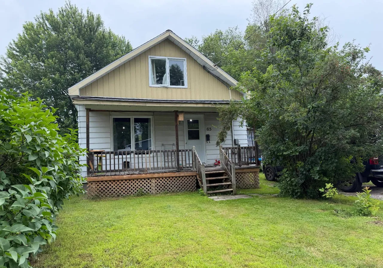 65 Rue St-Jean — photo 2