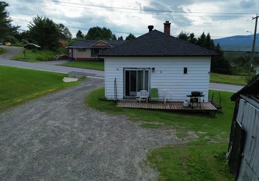 Maison à vendre - 12 Route du Parc, Notre-Dame-Des-Boies, J0B 2E0
