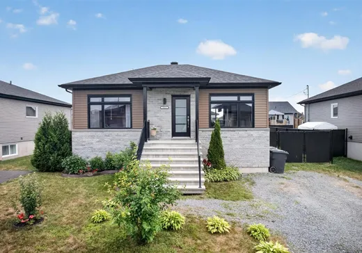 Bungalow for sale - 2315 Rue Offenbach, Drummondville, J2B1W6