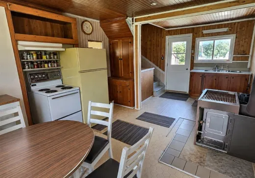 Fermette à vendre - 54Z 6e Rang E., Daveluyville, G0Z 1C0