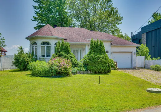 House for sale - 38 Av. René, Rivière-Beaudette, J0P 1R0