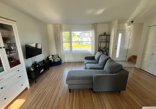 Maison à vendre - 31 Des mésanges, Bedford, J0J 1A0
