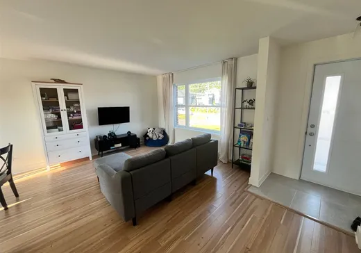 Maison à vendre - 31 Des mésanges, Bedford, J0J 1A0