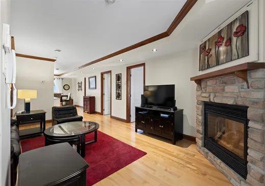 Condo à vendre - 12 Rue Léonard, Saint-Sauveur, J0R 1R0