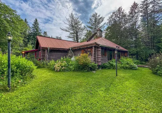 Maison à vendre - 3388 Route 327, Harrington, J8G 2T3