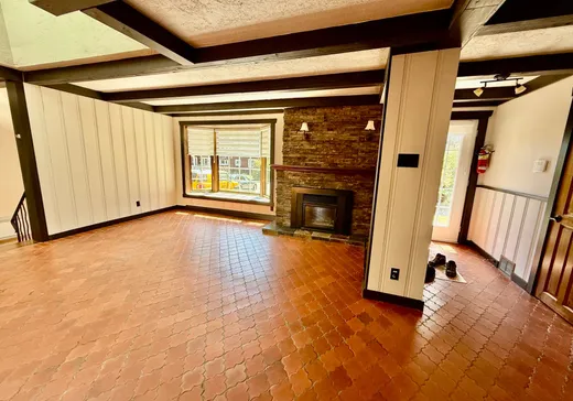 House for sale - 39 Av. Chartier, Saint-Sauveur, J0R 1R0