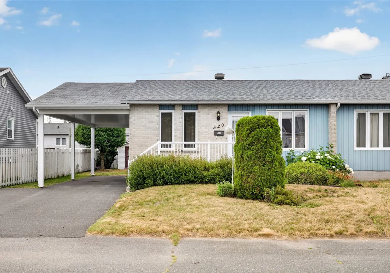 320 Rue des Jumelles — photo 1