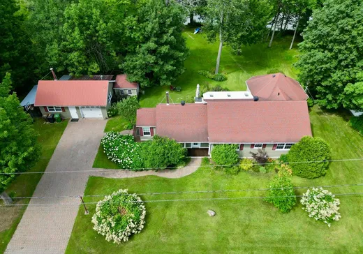 House for sale - 120 Rue du Colvert, St-Nicephore, J2A 3H8