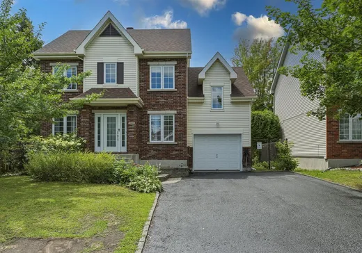 Maison à étages à vendre - 2460 Rue des Vignes, Terrebonne, J6Y1X4