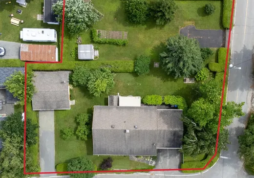 House for sale - 50 Rue St-Georges, Sainte-Angèle-de-Mérici, G0J 2H0