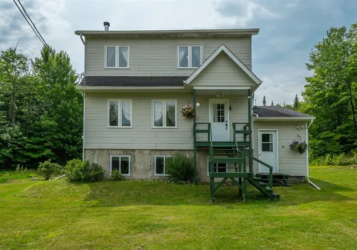 Maison à étages à vendre - 1827 Rue Tassé, Wentworth, J0T1Y0