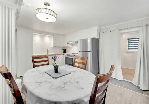 Maison à vendre - 513 Ch. de Ste-Marguerite, Sainte-Marguerite-du-Lac-Masson, J0T 1L0