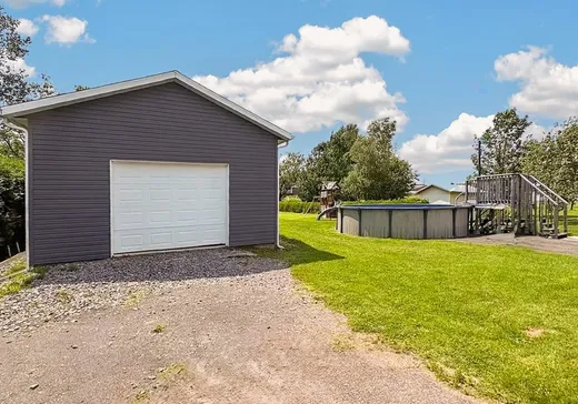 Maison à vendre - 1573 Av. Principale, Saint-Marc-des-Carrières, G0A 4B0