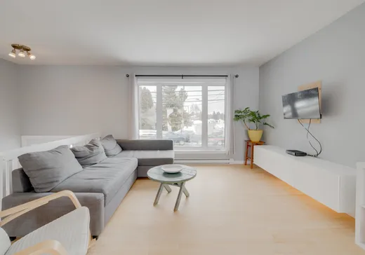 Maison à vendre - 1573 Av. Principale, Saint-Marc-des-Carrières, G0A 4B0