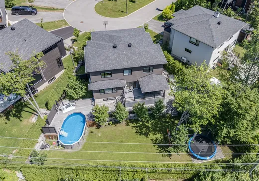 House for sale - 12 Ch. des Arbrisseaux, Lac-Beauport, G3B 2N7