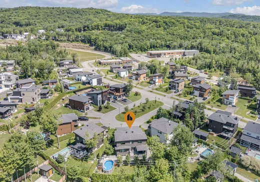 House for sale - 12 Ch. des Arbrisseaux, Lac-Beauport, G3B 2N7