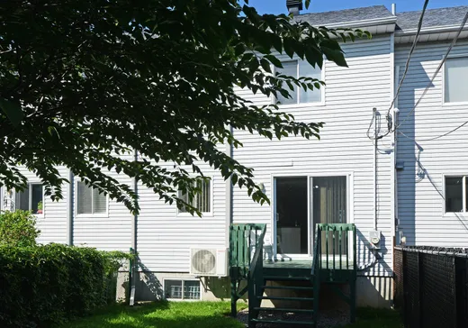 House for sale - 109 Rue des Francs-Tireurs, Les Coteaux, J7X 1A2