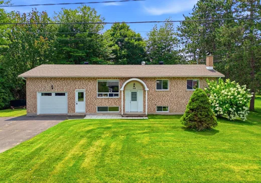 Two or more stories for sale - 168 Rue St-Joseph, Quebec City, J0H1E0