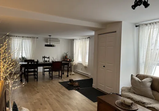 House for sale - 174 Rue Charlotte, Massueville, J3P 1H6