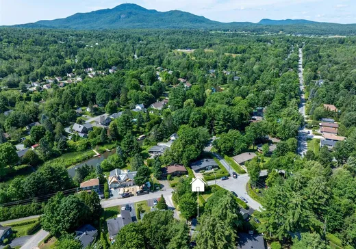 Maison à vendre - 406 Av. de la Chapelle, Magog, J1X 5V8