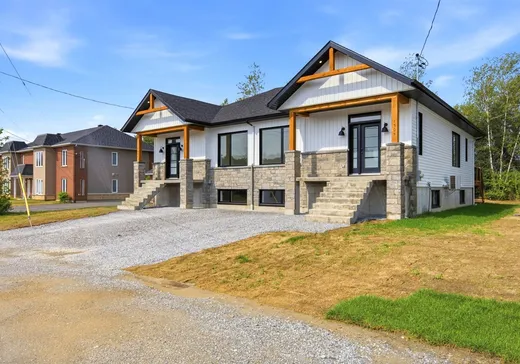 Maison à vendre - 1505 Rue Bernier, Acton Vale, J0H 1A0