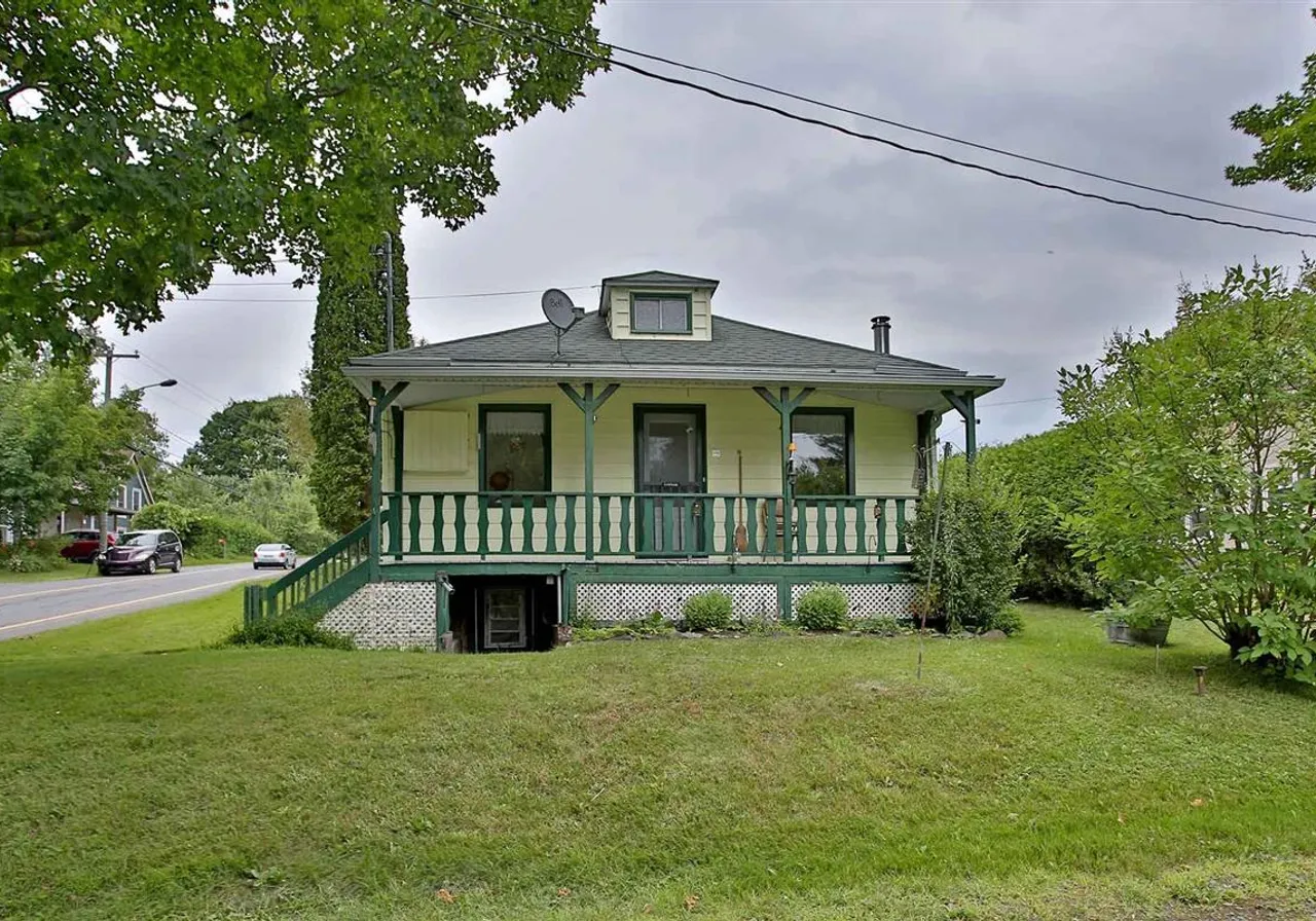 346 Ch. Chamberlain — photo 1