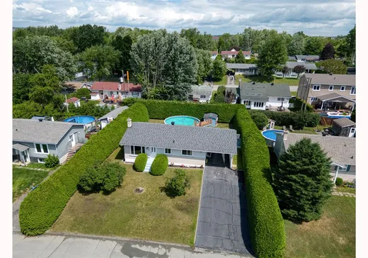 Maison à vendre - 4035 Rue de la Prairie, Les Nations, J1L 1L3